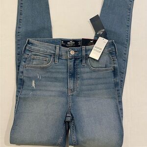 Hollister high rise super skinny jeans size 1 regular NWT